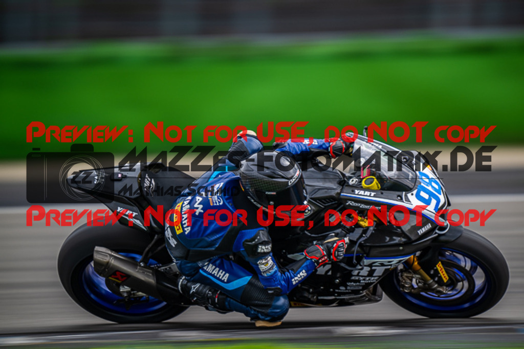 MaZZes_FotoMatrix_220925_0974 | PRO SUPERSTOCK