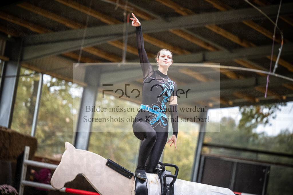 DOS_0769 | Entdecke hochwertige Reitturnierfotos von Foto Oger. Professionell, emotional und authentisch – jetzt Lieblingsmomente im Shop bestellen.Deutschlandweite Turnierfotografie. - Realisiert mit Pictrs.com
