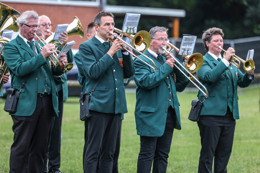 top-top.de 20240705-225 | Foto, Video, Fotografie, Videografie, Fotobox, DJ, Discjockey, Musik, Musikbox, Veranstaltung, Photobooth, Amazon, Ebay, Buchtipp, Bestseller, Autor, Verlag, Buch, Wesel, Hamminkeln, NRW, Dinslaken, Rees, Drohne, Hochzeit, Party, Fotobox, Wesel, Fotograf