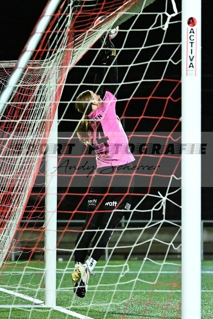 aaaaDSC_6476 | Kaufen Sie Sportbilder im Onlineshop von Andy Scherrer Sportfotografie. Faszinierende Bilder von Sportevents aus der ganzen Schweiz. Fussball, Frauenfussball, Unihockey, Handball, Schwingen und weiteren Sportarten. - Realisiert mit Pictrs.com