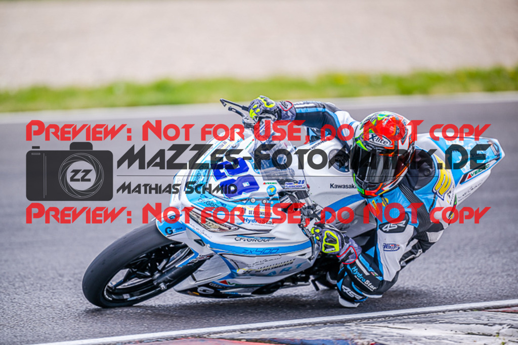 MaZZes_FotoMatrix_220506_99858 | Fotograf Mathias Schmid
Sportfotograf,
Eventfotograf,
Hochzeitsfotograf,
Portraitfotograf