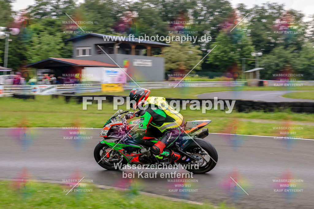 VBK-6190 | Hier findet Ihr Bilder von Touristenfahrten auf der Nürburgring Nordschleife oder von anderen Veranstaltungen die ich besucht habe. Viel Spass beim Durch Schauen 