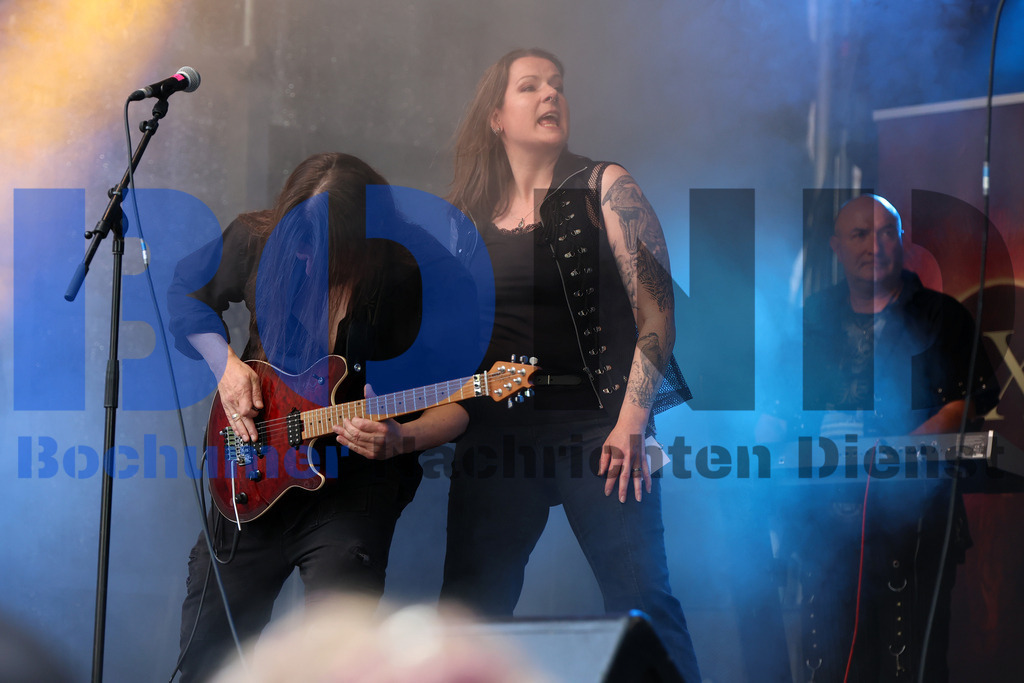 20250704-Castle-Rock_DAWN-OF-DESTINY_Steinberg-IMG_7266 | Castle Rock Mülheim Ruhr Eröffnung - Realisiert mit Pictrs.com