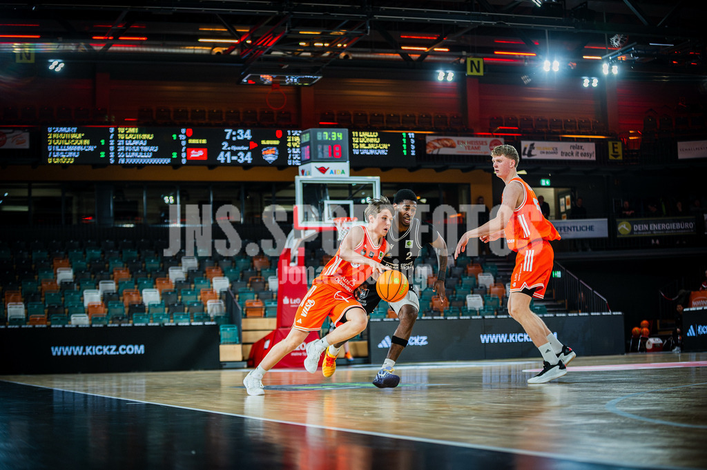 Rasta-42 | jns.sportfotos - Realisiert mit Pictrs.com