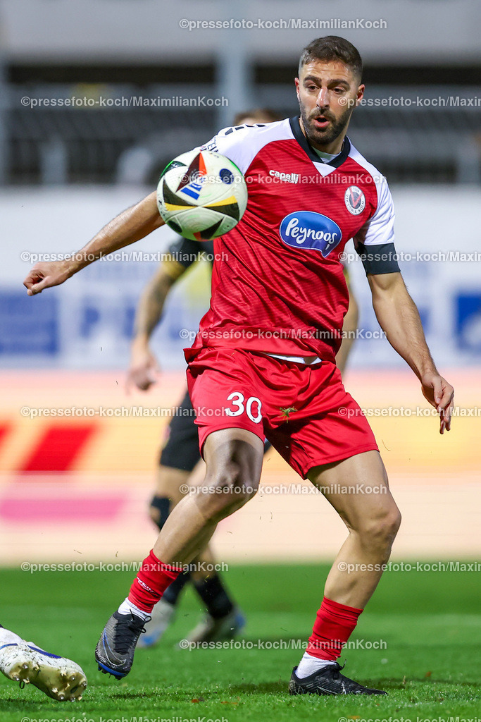 FCVK22112402076 | 22.11.2024, Fußball, FC Viktoria Köln – Energie Cottbus, 3.Liga, Sportpark Höhenberg, 15. Spieltag, Saison 2024 2025: Serhat-Semih Güler (Viktoria Köln #30)DFB regulations prohibit any use of photographs as image sequences and or quasi-video.