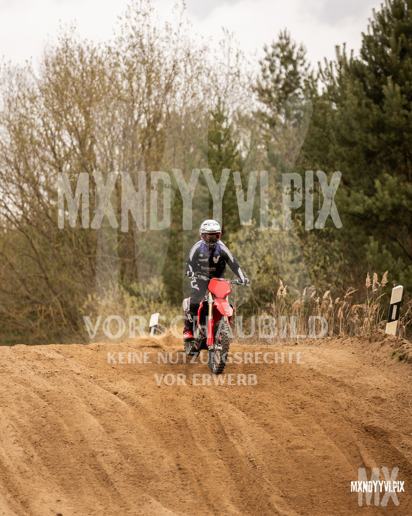 866A1310 | mxndyyvipix