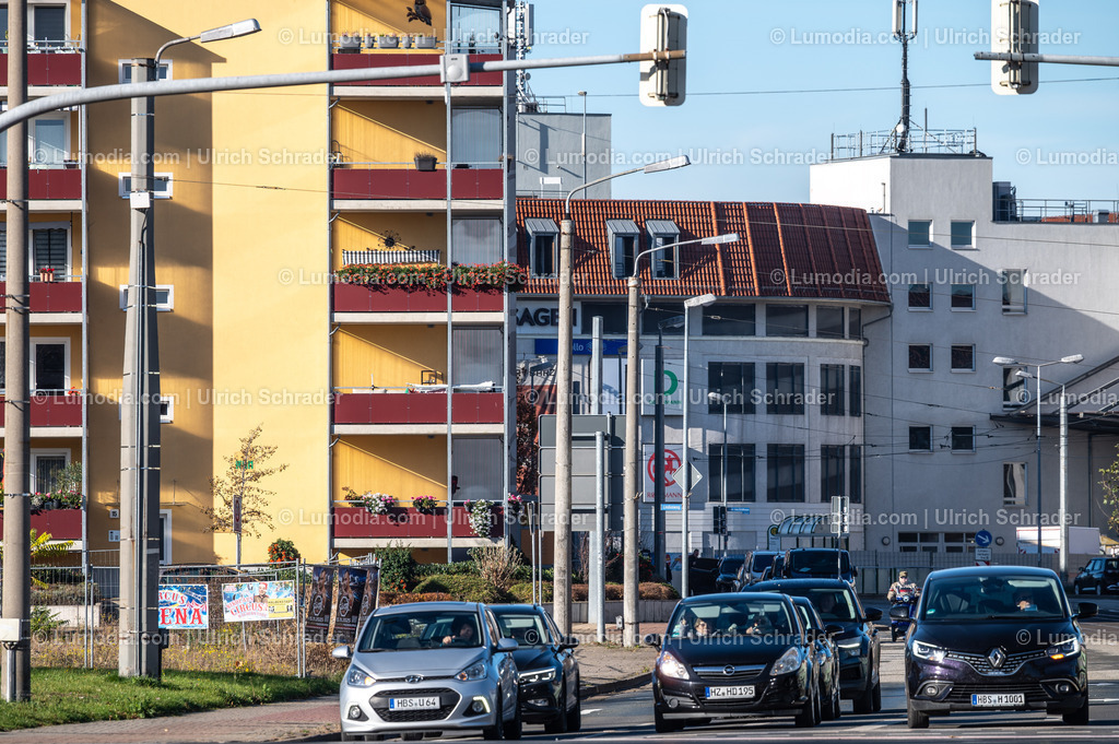 10049-13790 - In der Kühlinger Straße - Halberstadt | Stockfoto und Bilderpool mit Bildmaterial aus Deutschland, dem Harz, Halberstadt, Quedlinburg, Wernigerode und weltweit. Qualitativ hochwertige und professionelle Fotos anschauen und kaufen. - Realisiert mit Pictrs.com