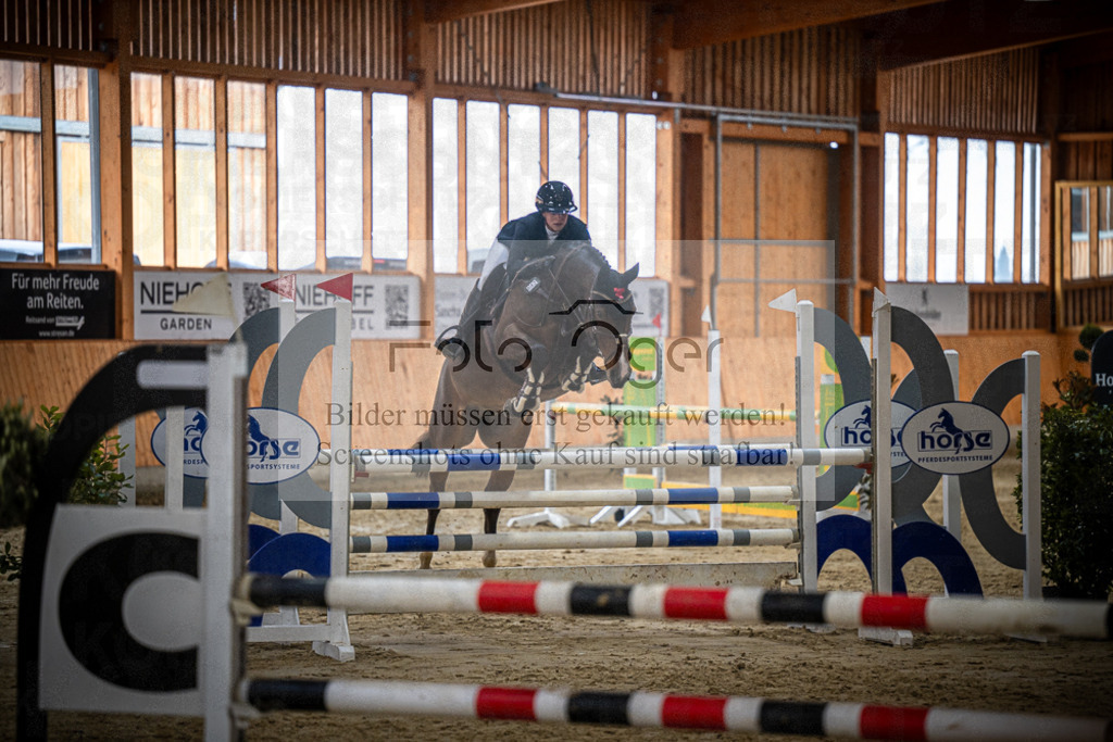 DOS_1597 | Entdecke hochwertige Reitturnierfotos von Foto Oger. Professionell, emotional und authentisch – jetzt Lieblingsmomente im Shop bestellen.Deutschlandweite Turnierfotografie. - Realisiert mit Pictrs.com