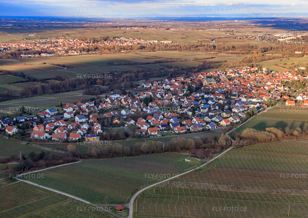 Luftbild: Ortsansicht von Südwesten im Ortsteil Arzheim in Landau im Bundesland Rheinland-Pfalz in Deutschland. Foto: IMG_62192.jpg vom 23.02.2014 durch Werner Riehm/FLY-FOTO.deAuflösung des Originals: 4396 x 3102 px