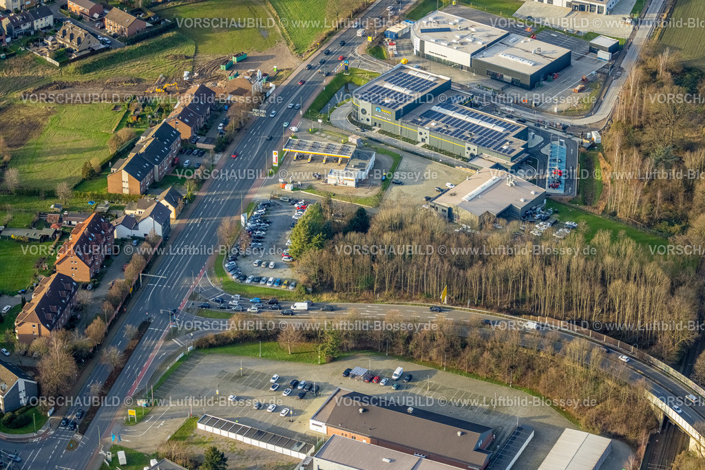 Duisburg230101191AsCarAufbereiter | Luftbild, Gewerbegebiet Bärenstraße und Friedrich-Ebert-Straße, Aslan Ascar Karosserie und Lackiererei, Overbruch, Duisburg, Ruhrgebiet, Nordrhein-Westfalen, Deutschland