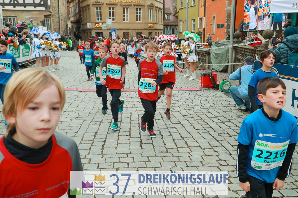 AOK JuniorCup 400m | 3Koenigslauf 2023 - Realisiert mit Pictrs.com