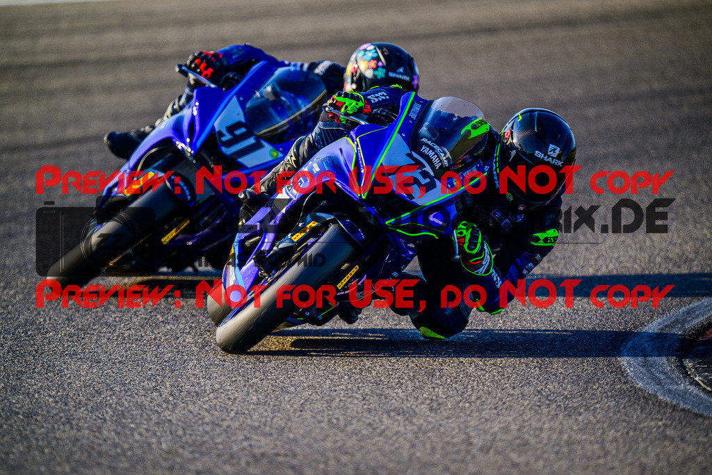 MaZZes_FotoMatrix_240831_6007705_2450 | R7