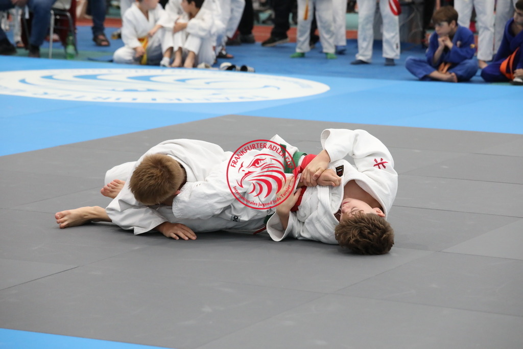 1J7A1735 | Fotos vom Adler Cup - Pictures from Adler Cup

Hier findet Ihr alle Eindrücke und großen Momente der Adler Cup Wochenenden. Here you will find all impressions and great moments of the Adler Cup weekends. - Realisiert mit Pictrs.com