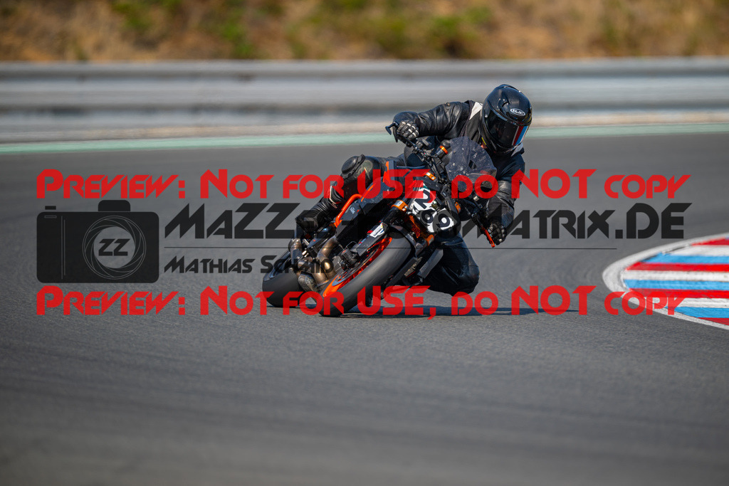 MaZZes-Fotomatrix-20260805-528747 | OPEN