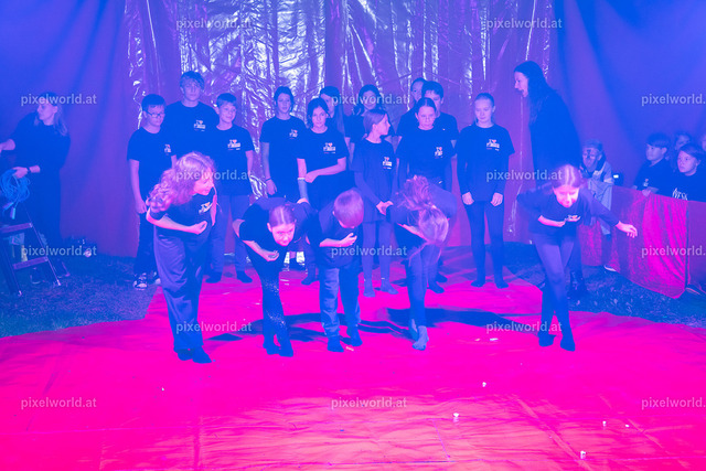 Zirkusvorstellung der MS Feldkirchen Digital | Bildershop von pixelworld.at - Realisiert mit Pictrs.com