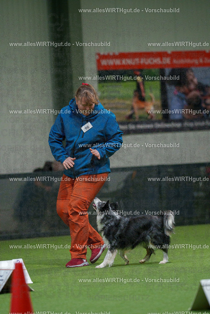 7R504492 | Professionelle Tierfotografie in Mönchengladbach von Daniel Wirth (allesWIRTHgut). Liebevolle & natürliche Bilder von Hunden & Katzen für unvergessliche Erinnerungen.