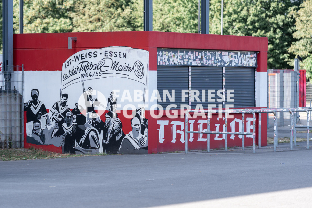 Rot-Weiss Essen; 3. Liga, Media Day 2026/2027, Foto: Eibner-Pressefoto/Fabian Friese | Rot-Weiss Essen; 3. Liga, Media Day 2026/2027, Foto: Eibner-Pressefoto/Fabian Friese - Realisiert mit Pictrs.com