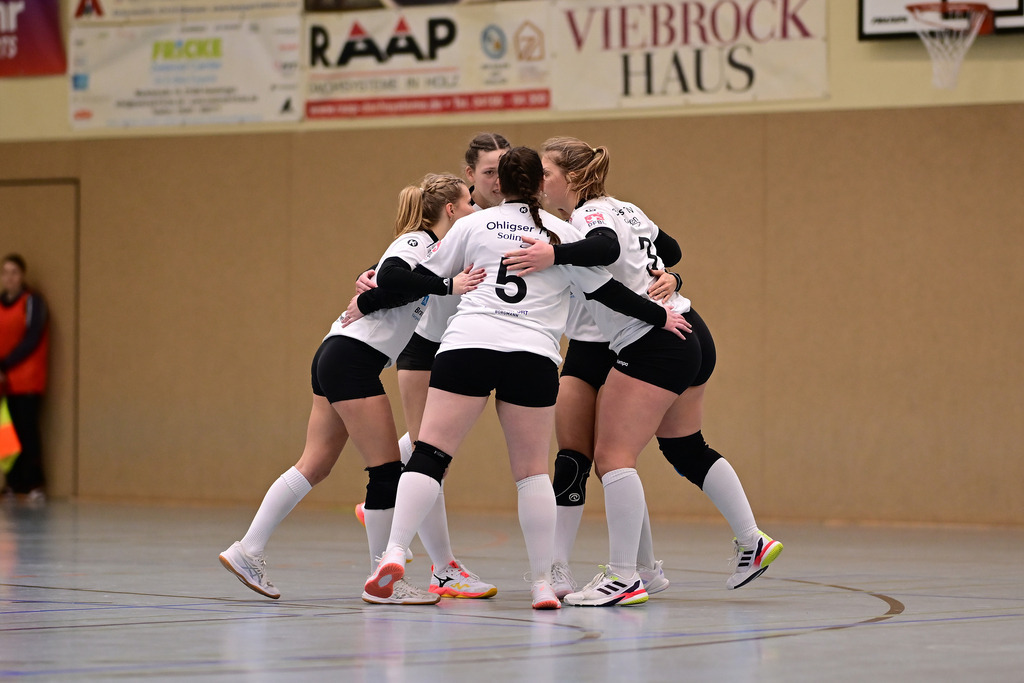 Faustball I Frauen I Saison 2025-2026 I Bundesliga Nord I 7c. Spieltag I MTV Wangersen - Ohligser TV | Ohligser TV Frauen in der Bundesliga Nord - Realisiert mit Pictrs.com