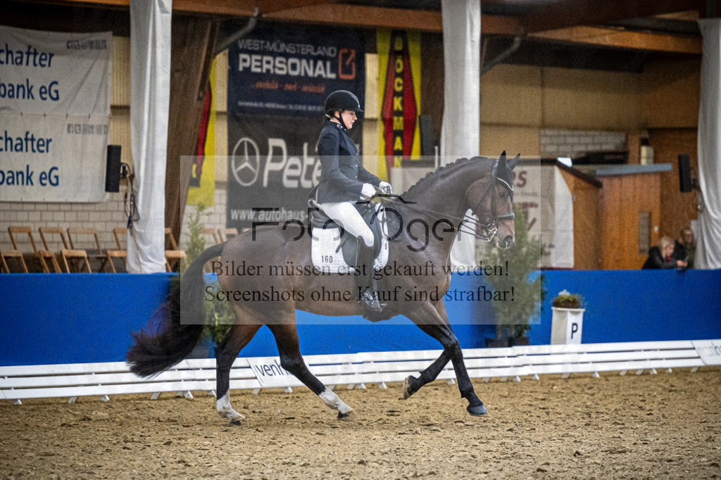 DOS_2223 | Entdecke hochwertige Reitturnierfotos von Foto Oger. Professionell, emotional und authentisch – jetzt Lieblingsmomente im Shop bestellen.Deutschlandweite Turnierfotografie. - Realisiert mit Pictrs.com