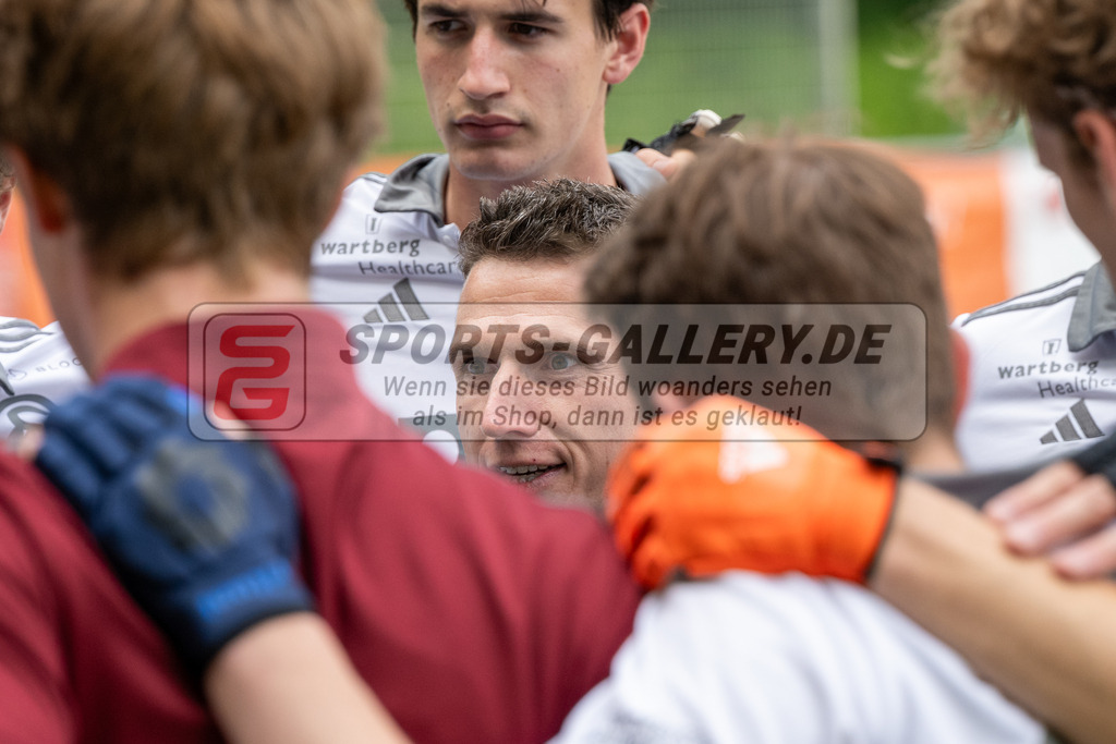 SFE_20250504_0011 | Köln, Deutschland, 04.05.2025:  Hockey 1. Bundesliga Herren Rot-Weiss Köln - Münchener SC im KTHC Stadion Rot-Weiss Köln Tennis and Hockey Club am 04.05.2025 in Köln, Deutschland. (Foto von Stephan Fehrmann)Köln, Germany, 04.05.2025: Hockey 1. Bundesliga Herren Rot-Weiss Köln - Münchener SC in KTHC Stadion Rot-Weiss Köln Tennis and Hockey Club at 04.05.2025 in Köln, Deutschland. (Foto from Stephan Fehrmann)