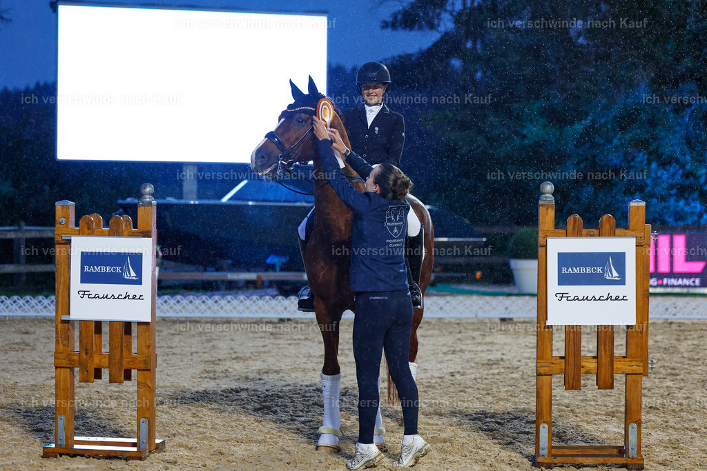 04_2-Siegerehrung-Dressur M__ -StoibPH-2893 | working equitationturnier fotograf videograf stoibphotography marixx film working equitation deutschland reitsport turnierfotografie eventfotografie equestrian events