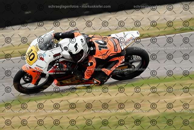25bt02-1629 | markuskiefer.com - Realisiert mit Pictrs.com
