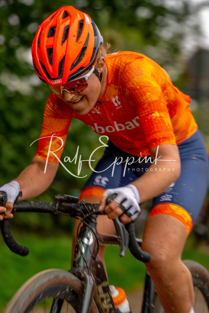 Ralf Eppink Photography 20251011_DSC01511 | Sportfotografie, Eventfotografie, Porträtfotografie, Radsport Fotograf, Triathlon Fotograf, Düsseldorf Fotograf, Köln Fotograf, Actionfotografie, Teamfotografie, Peoplefotografie, Business Portraits, Veranstaltungsfotografie, Reportagefotografie - Realisiert mit Pictrs.com