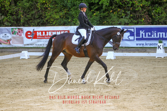 DKP41449 | Turniersportfotografie; Pferdefotografie; Dressurfotografie