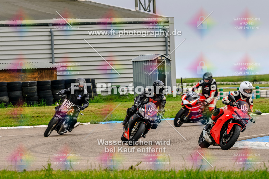 MotoTeam-8056 | Hier findet Ihr Bilder von Touristenfahrten auf der Nürburgring Nordschleife oder von anderen Veranstaltungen die ich besucht habe. Viel Spass beim Durch Schauen 