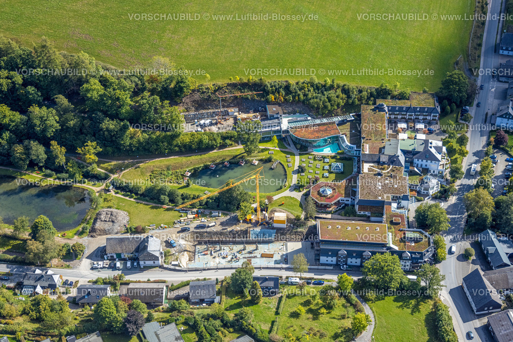Schmallenberg220903931 | , Luftbild, Romantikhotel Deimann, Baustelle Umbau und Renovierung, Winkhausen, Schmallenberg, Sauerland, Nordrhein-Westfalen, Deutschland