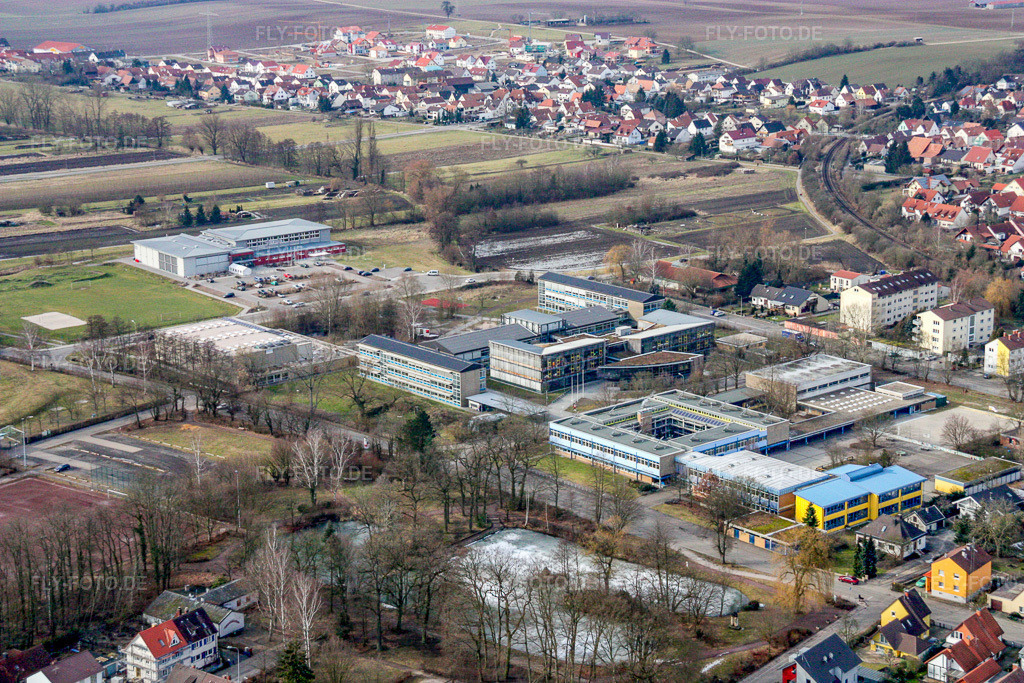 Luftbild: IGS, Realschule in Kandel im Bundesland Rheinland-Pfalz in Deutschland. Foto: IMG_16954.jpg vom 15.02.2009 durch Werner Riehm/FLY-FOTO.de