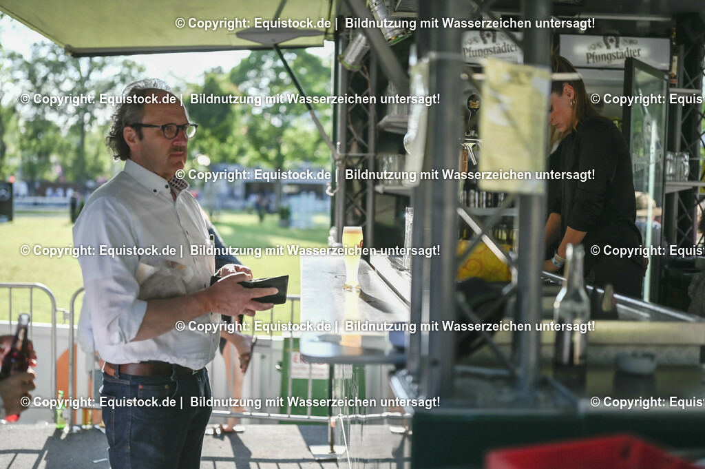 D78_3772 | equistock