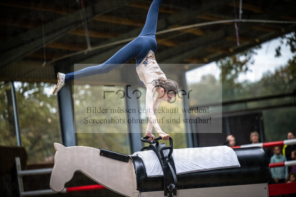DOS_0121 | Entdecke hochwertige Reitturnierfotos von Foto Oger. Professionell, emotional und authentisch – jetzt Lieblingsmomente im Shop bestellen.Deutschlandweite Turnierfotografie. - Realisiert mit Pictrs.com