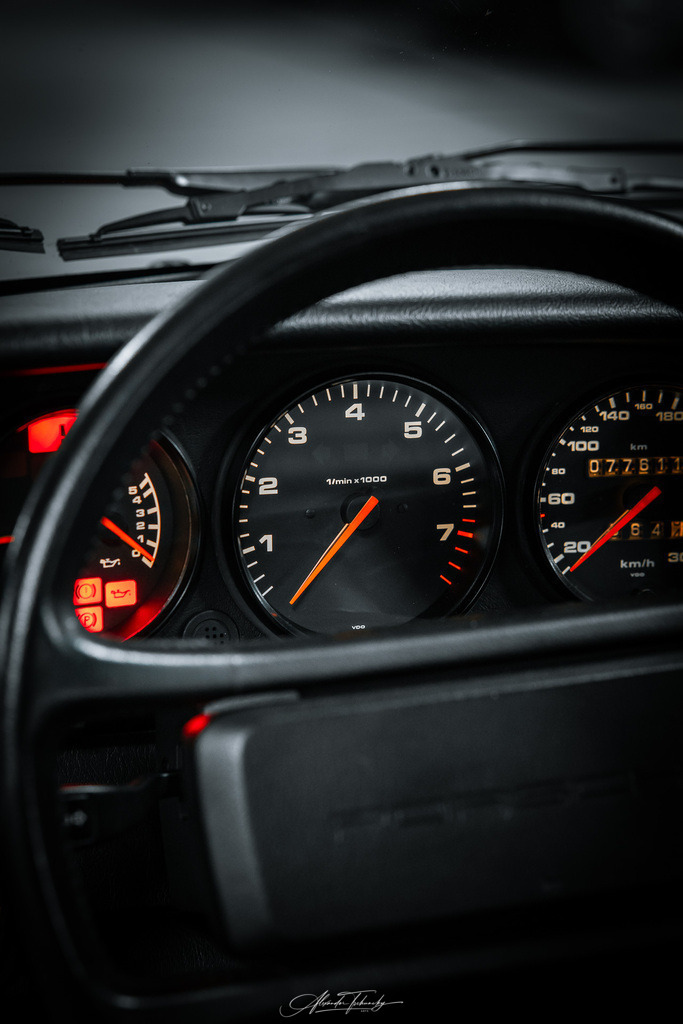 964 Carrera 4 | Entdecken Sie die faszinierende Welt von Alexander Tschuncky Arts: Kreative Fotografie, atemberaubende Automobilkunst und hochwertiger Bilderdruck. Lassen Sie sich inspirieren! - Realisiert mit Pictrs.com