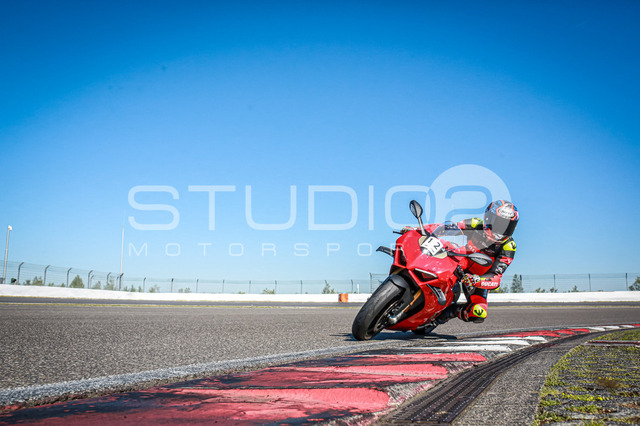 0012-240625_NR-001_12 | Deine Full-Service-Agentur für ✔️Videoproduktionen und ✔️Motorsportfotografie Jetzt Angebot anfragen!