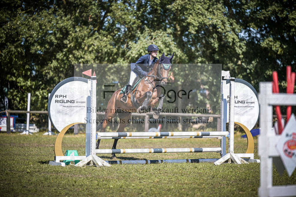 DOS_0189 | Entdecke hochwertige Reitturnierfotos von Foto Oger. Professionell, emotional und authentisch – jetzt Lieblingsmomente im Shop bestellen.Deutschlandweite Turnierfotografie. - Realisiert mit Pictrs.com