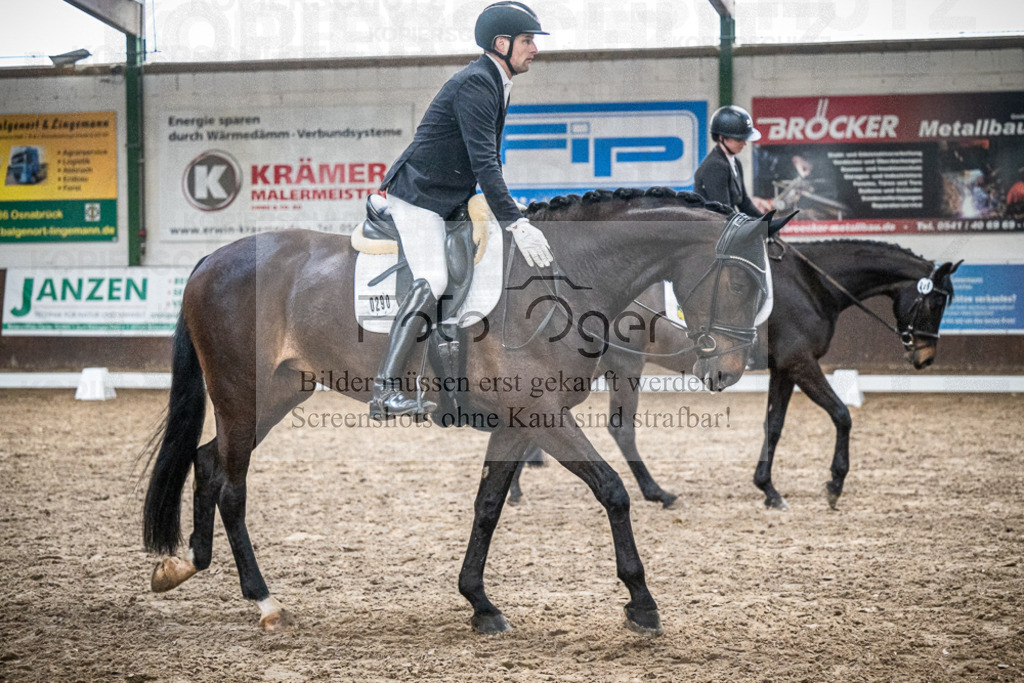 DOS_0752 | Entdecke hochwertige Reitturnierfotos von Foto Oger. Professionell, emotional und authentisch – jetzt Lieblingsmomente im Shop bestellen.Deutschlandweite Turnierfotografie. - Realisiert mit Pictrs.com