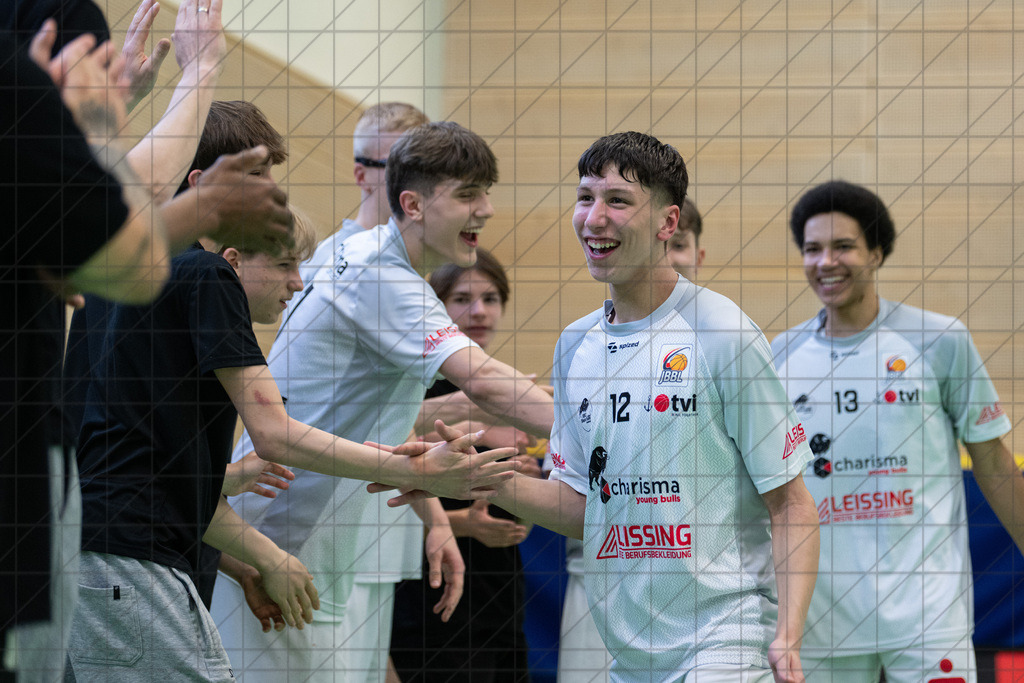 JBBL 24/25 | 04.04.2025 | Charisma Young Bulls vs. Baskets Juniors Oldenburg | 2. Runde PlayOffs Gruppe Nord, 2. Spiel | JBBL 24/25 | 04.04.2025 | Charisma Young Bulls vs. Baskets Juniors Oldenburg | 2. Runde PlayOffs Gruppe Nord, 2. Spiel - - - - - CREDIT, www.bullenfotos.de, Martin König, Hörner Weg 40, D-49078 Osnabrück, +4917663732967, Nutzung und Weitergabe nur zu den vereinbarten Zwecken. Presseanfragen an Urheber. Alle Rechte beim Urheber. - - - - - - Realisiert mit Pictrs.com