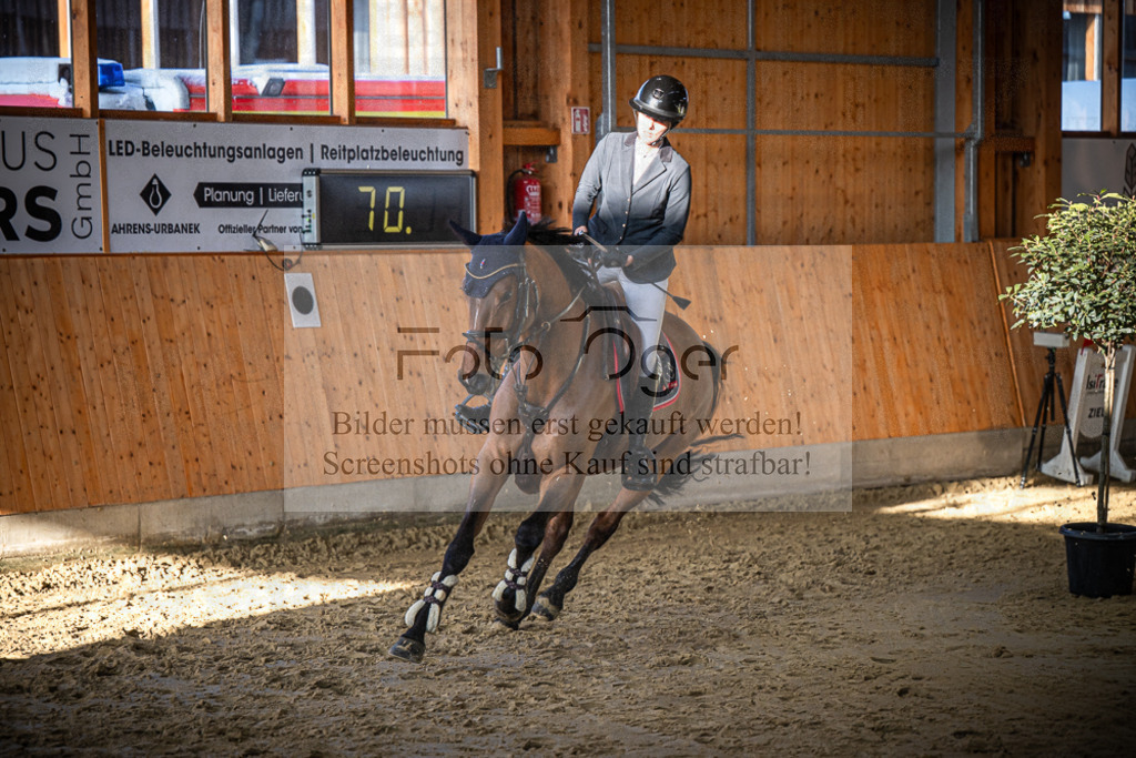 DOS_0873 | Entdecke hochwertige Reitturnierfotos von Foto Oger. Professionell, emotional und authentisch – jetzt Lieblingsmomente im Shop bestellen.Deutschlandweite Turnierfotografie. - Realisiert mit Pictrs.com