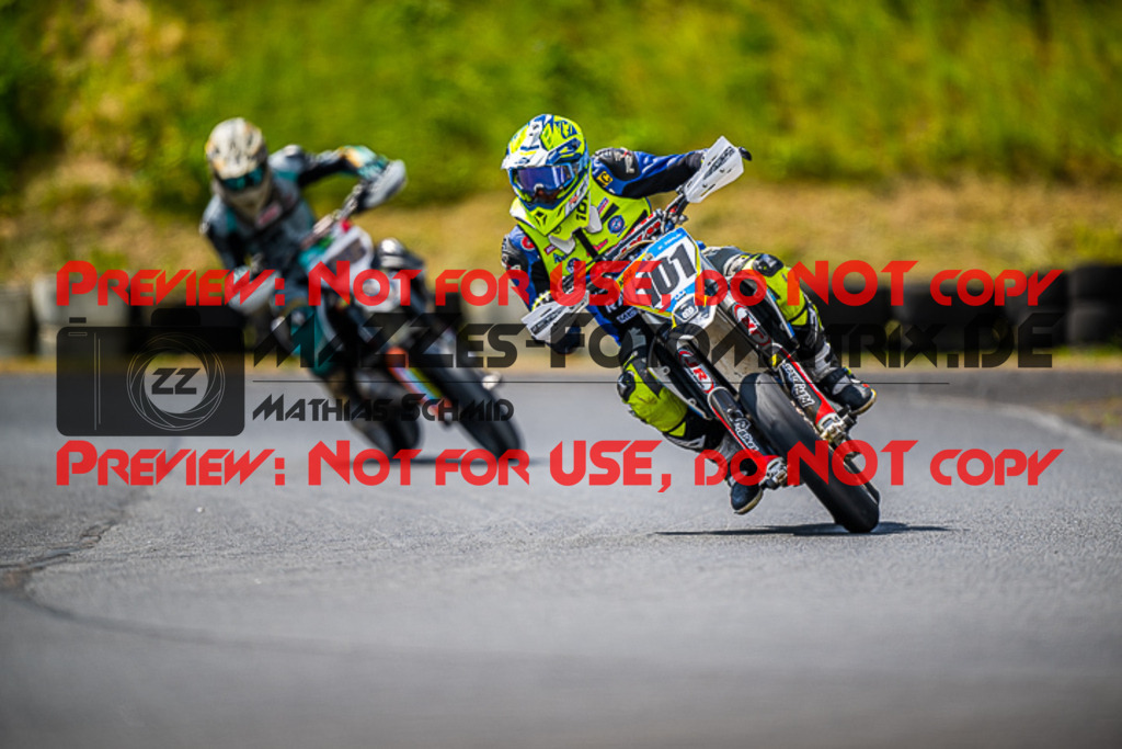 MaZZes_FotoMatrix_220528_9962 | Fotograf Mathias Schmid
Sportfotograf,
Eventfotograf,
Hochzeitsfotograf,
Portraitfotograf