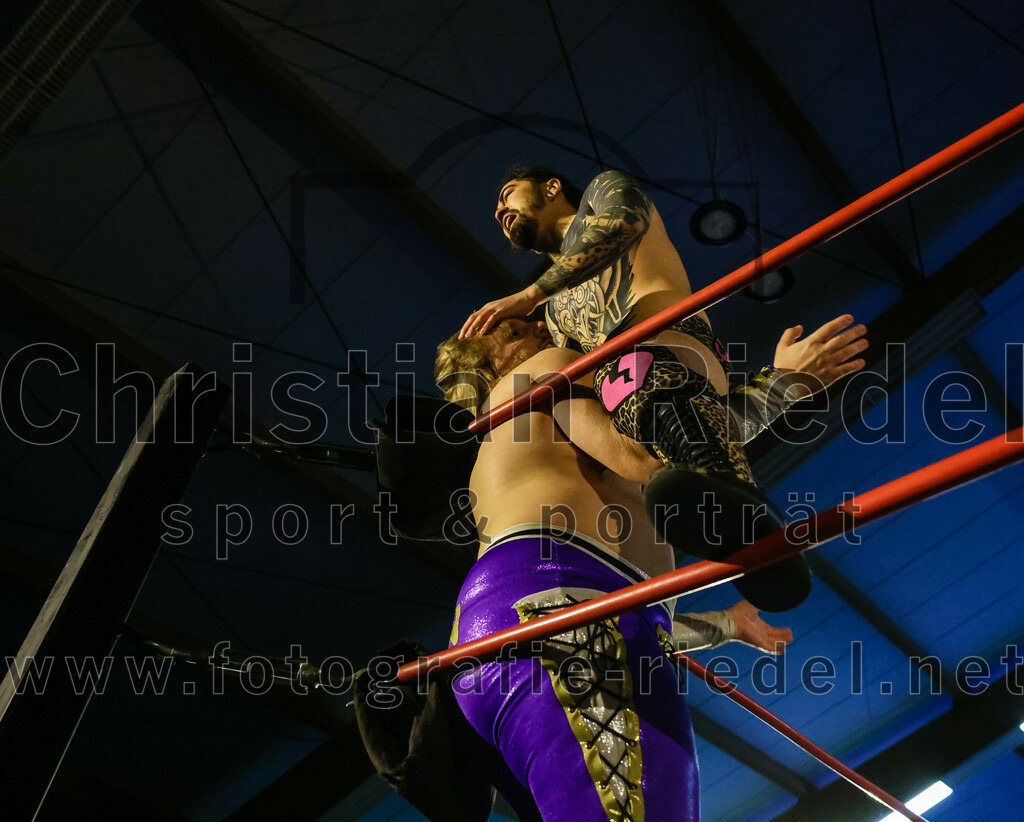 2023-03-11_020_EWS_Wrestling_ERDING | Erding, Deutschland, 11.03.2023:
Wrestling, Saison 2023, EWS Wrestling ERDING

Foto: Christian Riedel / fotografie-riedel.net