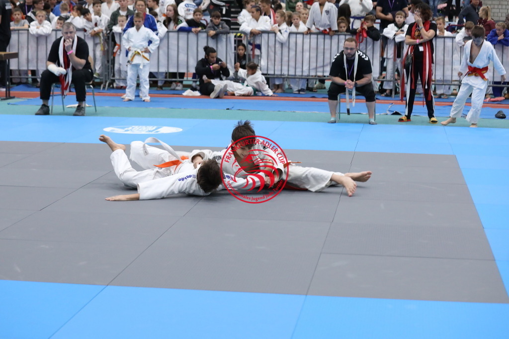 1J7A3053 | Fotos vom Adler Cup - Pictures from Adler Cup

Hier findet Ihr alle Eindrücke und großen Momente der Adler Cup Wochenenden. Here you will find all impressions and great moments of the Adler Cup weekends. - Realisiert mit Pictrs.com