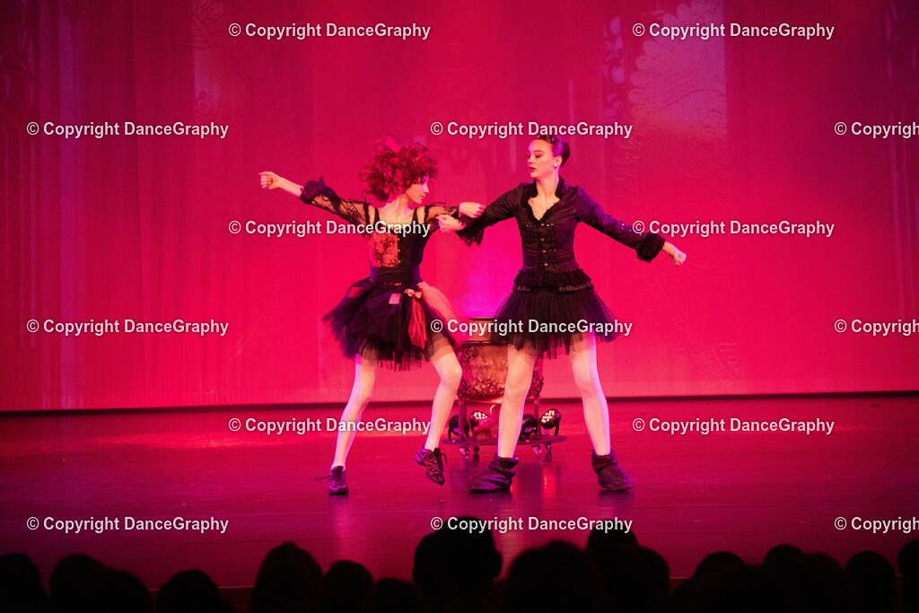 GPHY2187 | DanceGraphy - Realisiert mit Pictrs.com