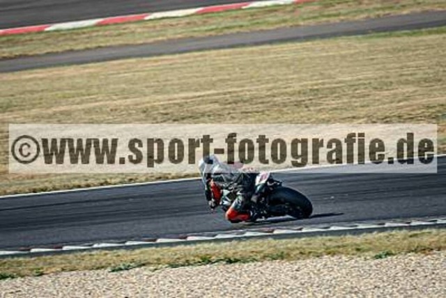 spof1015 | Professionelle Fotos von Sportveranstaltungen, aber auch Hochzeiten und anderen Events. - Realisiert mit Pictrs.com