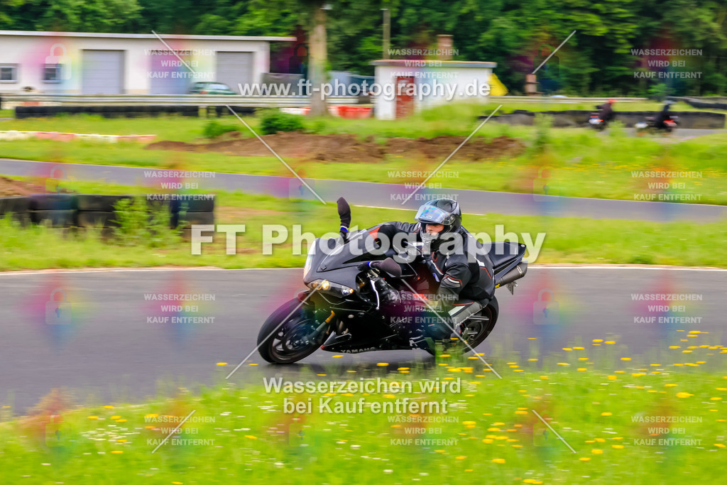 VBK-7168 | Hier findet Ihr Bilder von Touristenfahrten auf der Nürburgring Nordschleife oder von anderen Veranstaltungen die ich besucht habe. Viel Spass beim Durch Schauen 