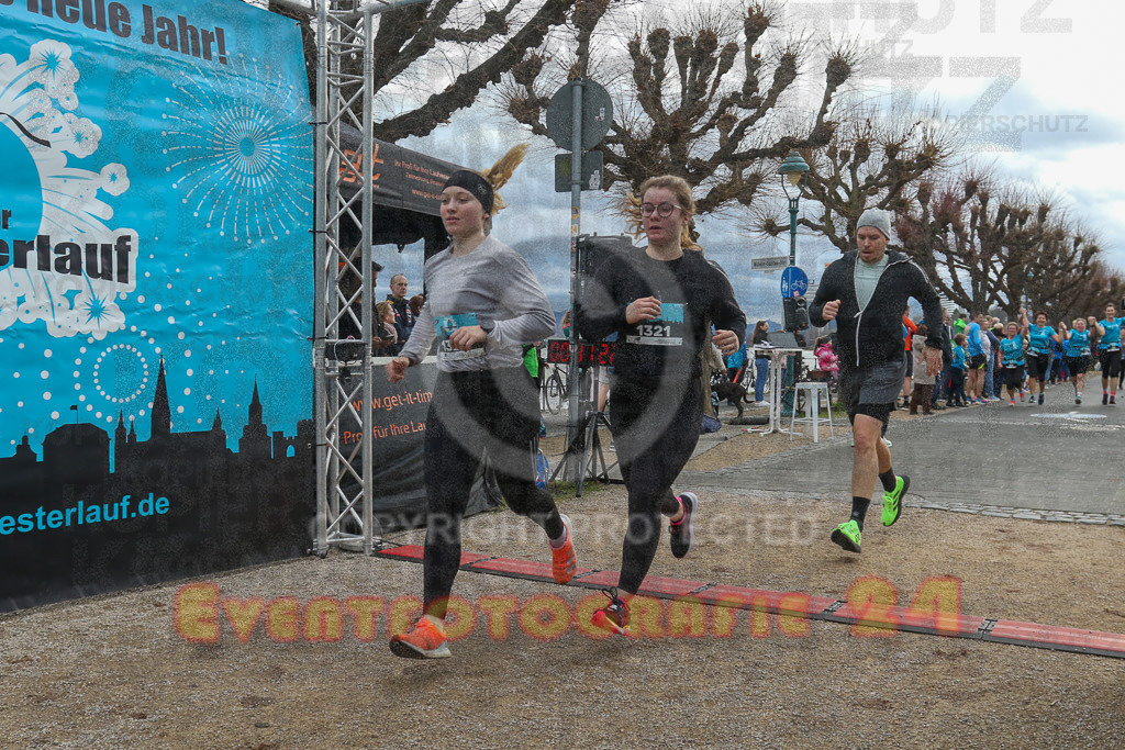 221231_1034_EV9_4596 | Sportfotografie im Rhein-Sieg Kreis, Köln, Bonn, NRW, Rheinland Pfalz, Hessen, etc. Unser Tätigkeitsfeld umfasst den Laufsport vom Volkslauf über den Marathon, Duathlon, Triathon bis zum Ultralauf wie Kölnpfad Ultra oder Schindertrail.