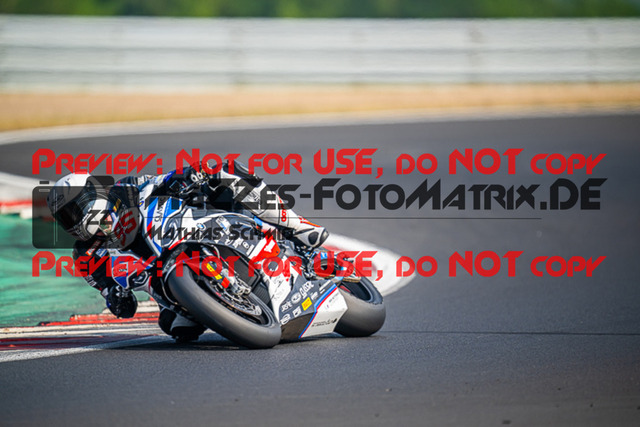 MaZZes_FotoMatrix_220626_6136 | PROSUPERSTOCK