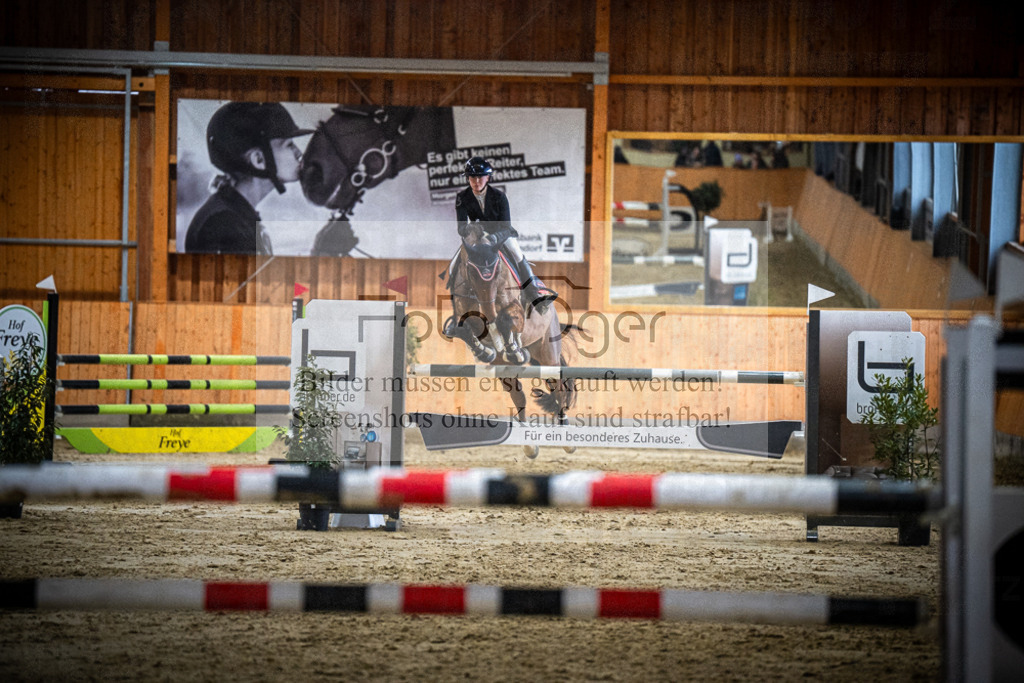 DOS_0890 | Entdecke hochwertige Reitturnierfotos von Foto Oger. Professionell, emotional und authentisch – jetzt Lieblingsmomente im Shop bestellen.Deutschlandweite Turnierfotografie. - Realisiert mit Pictrs.com