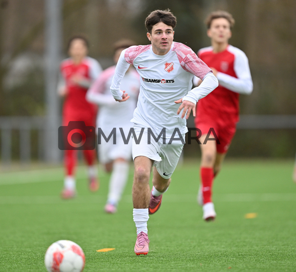 Fussball I Herren I Saison 2025-2026 I Bundesliga I 6. Spieltag I Eintracht Frankfurt - FC Bayern München  | MWMARA - Realisiert mit Pictrs.com