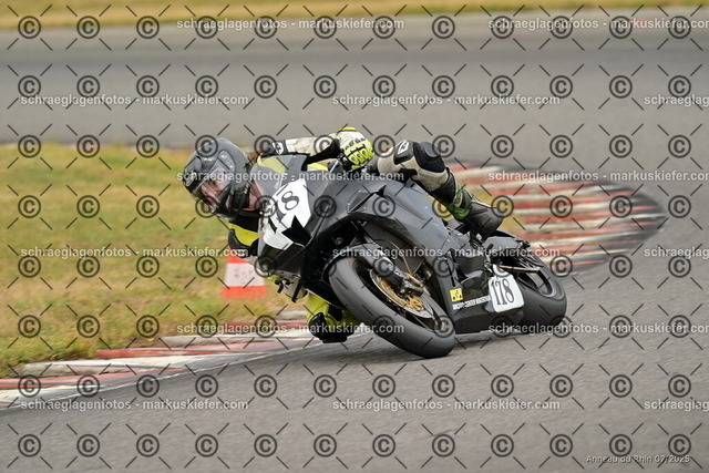 25bt05-1367 | markuskiefer.com - Realisiert mit Pictrs.com